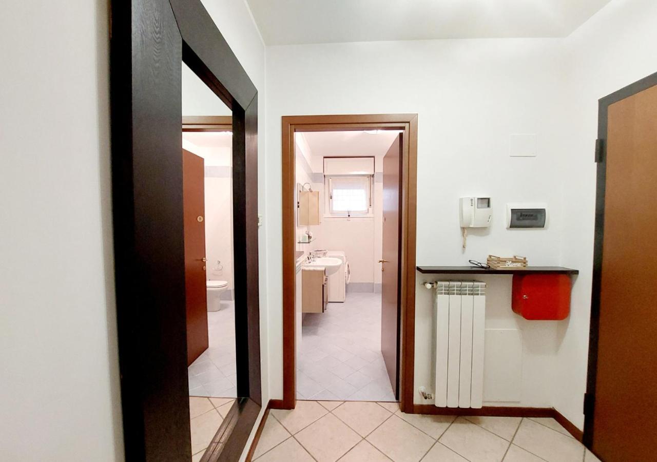 Monolocale-7 Minuti Da Bergamo, 10 Minuti Milan Bergamo Airport Apartamento Gorle Exterior foto